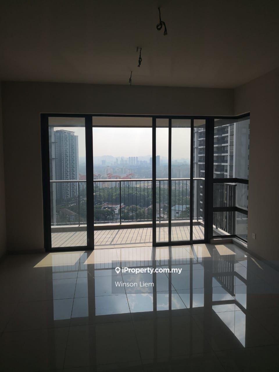 Big Balcony, Pool View