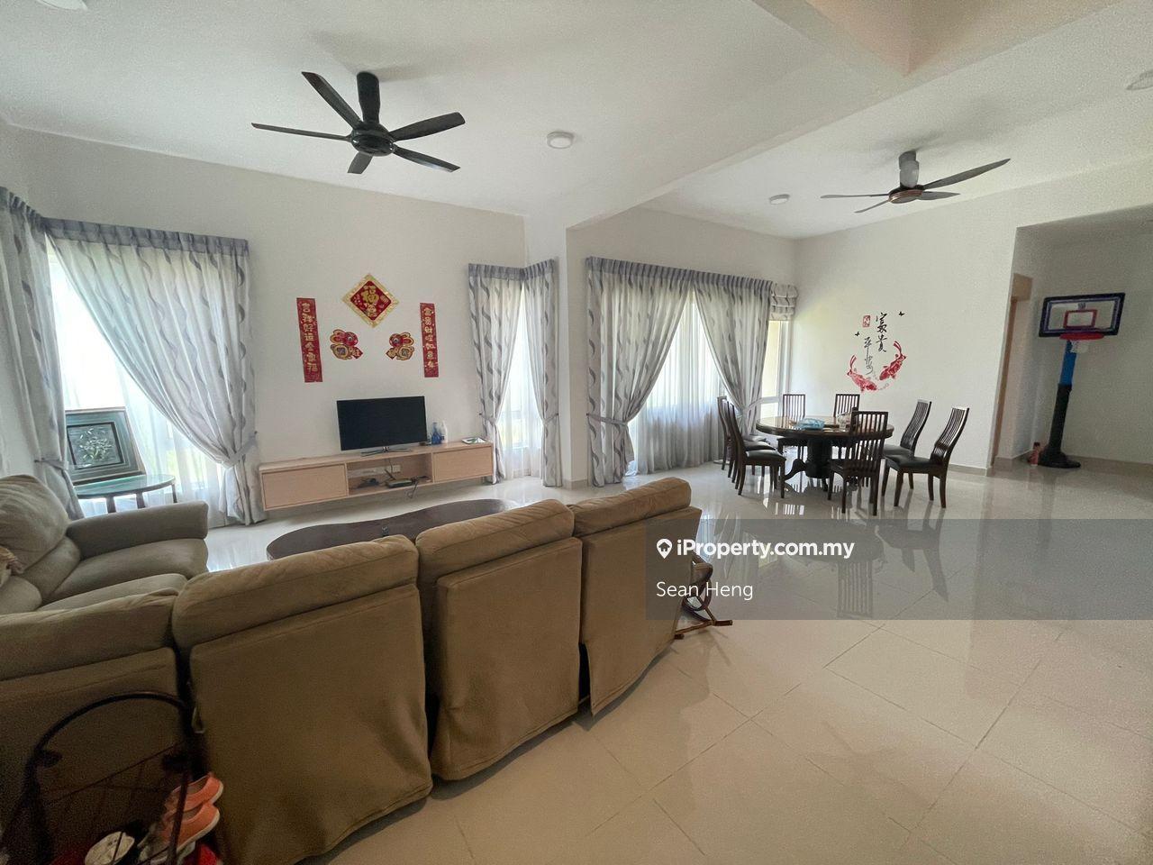 Alma Hillpark Residence Gated Guarded Zero Lot Bungalow