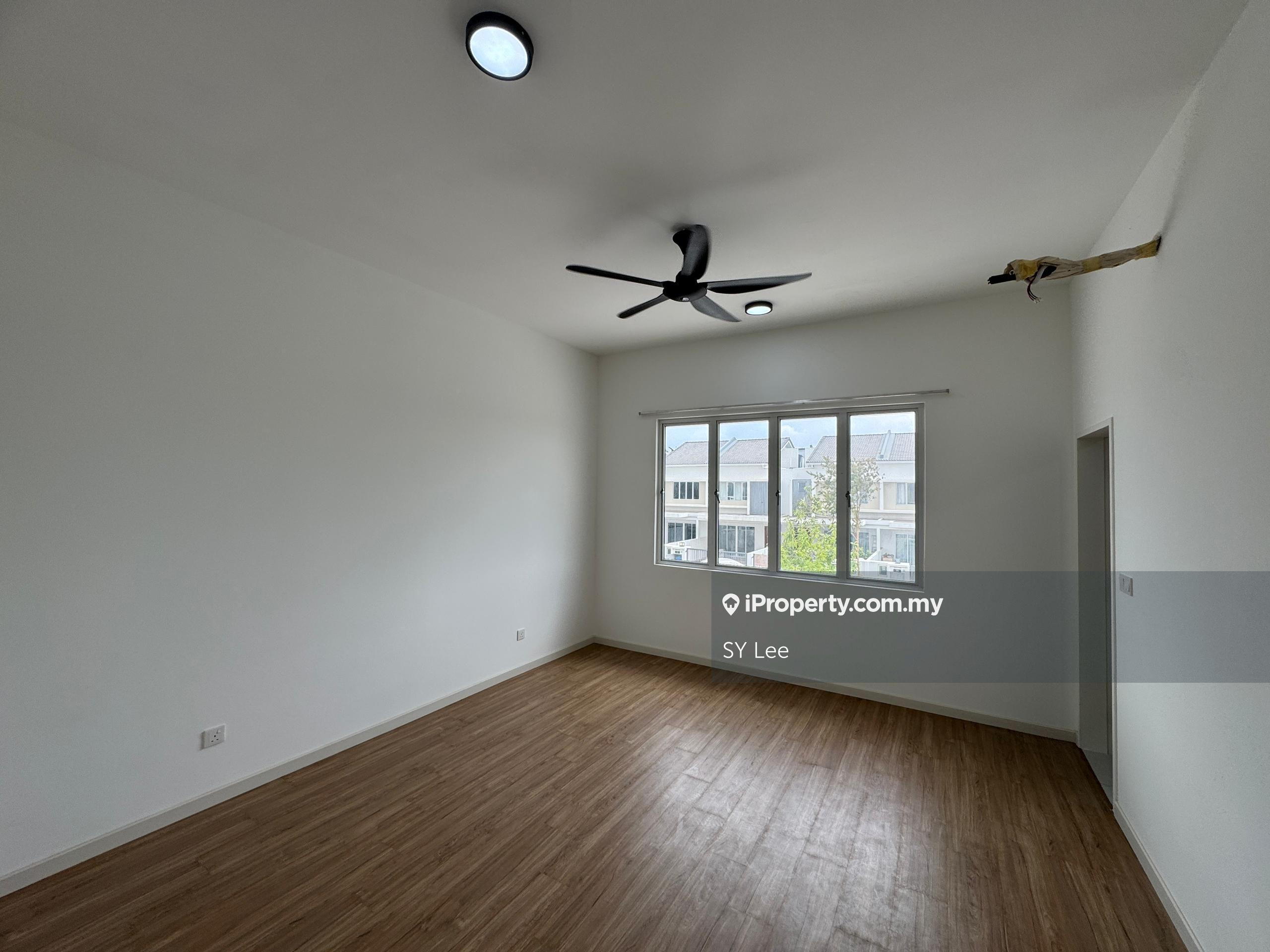 Brand New 2 Storey Terrace @ Gamuda Cove For Rent Partial Furnished