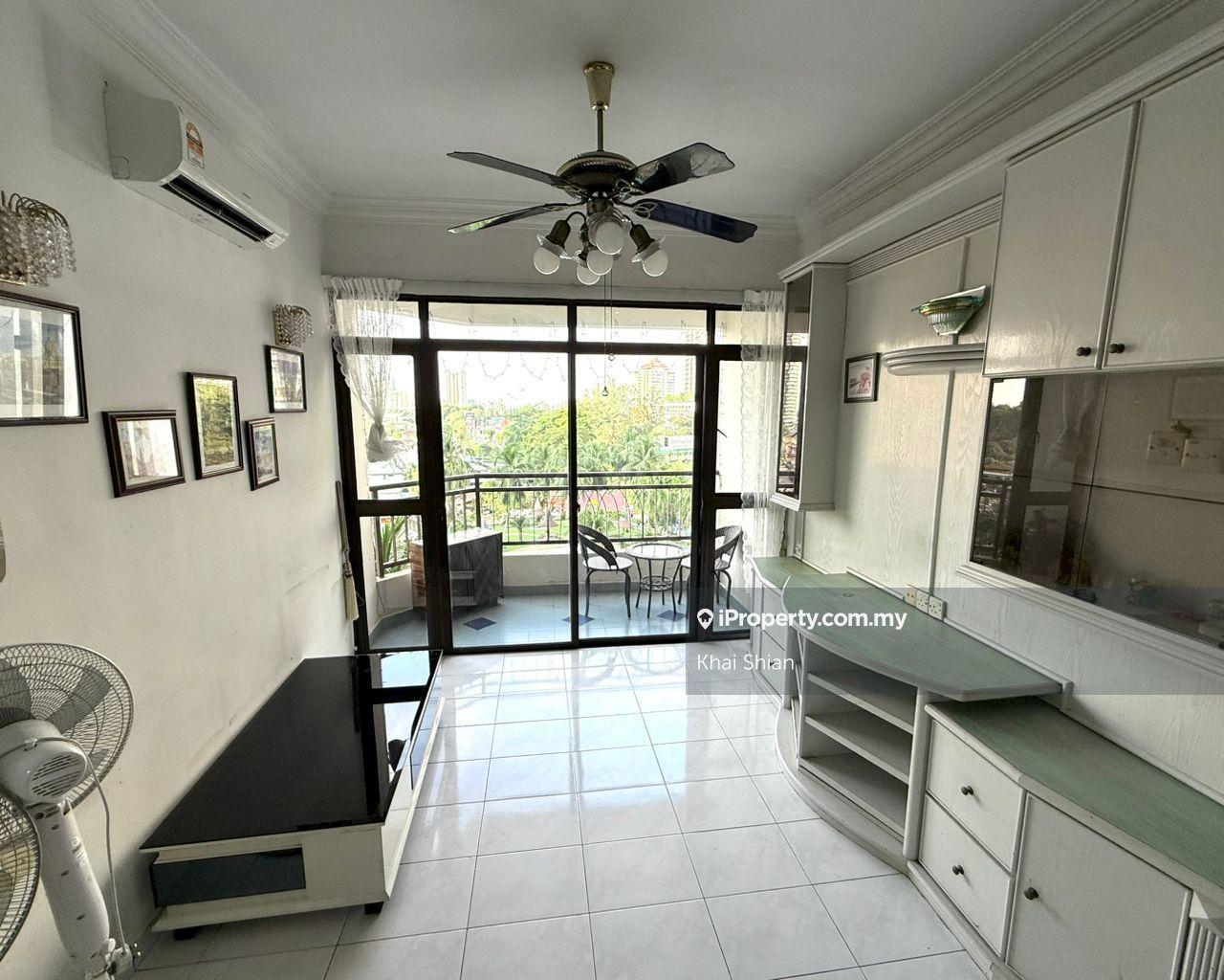 Unit for rent in epark