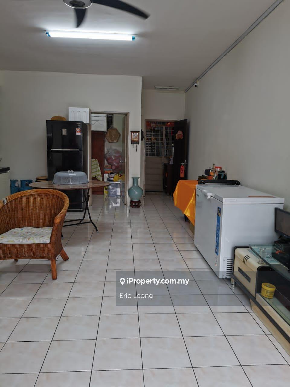 Merdeka Villa Apartment at Ampang For Sale