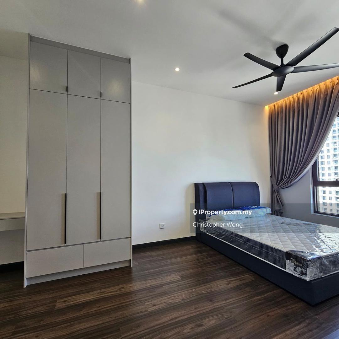 Laurel Residence