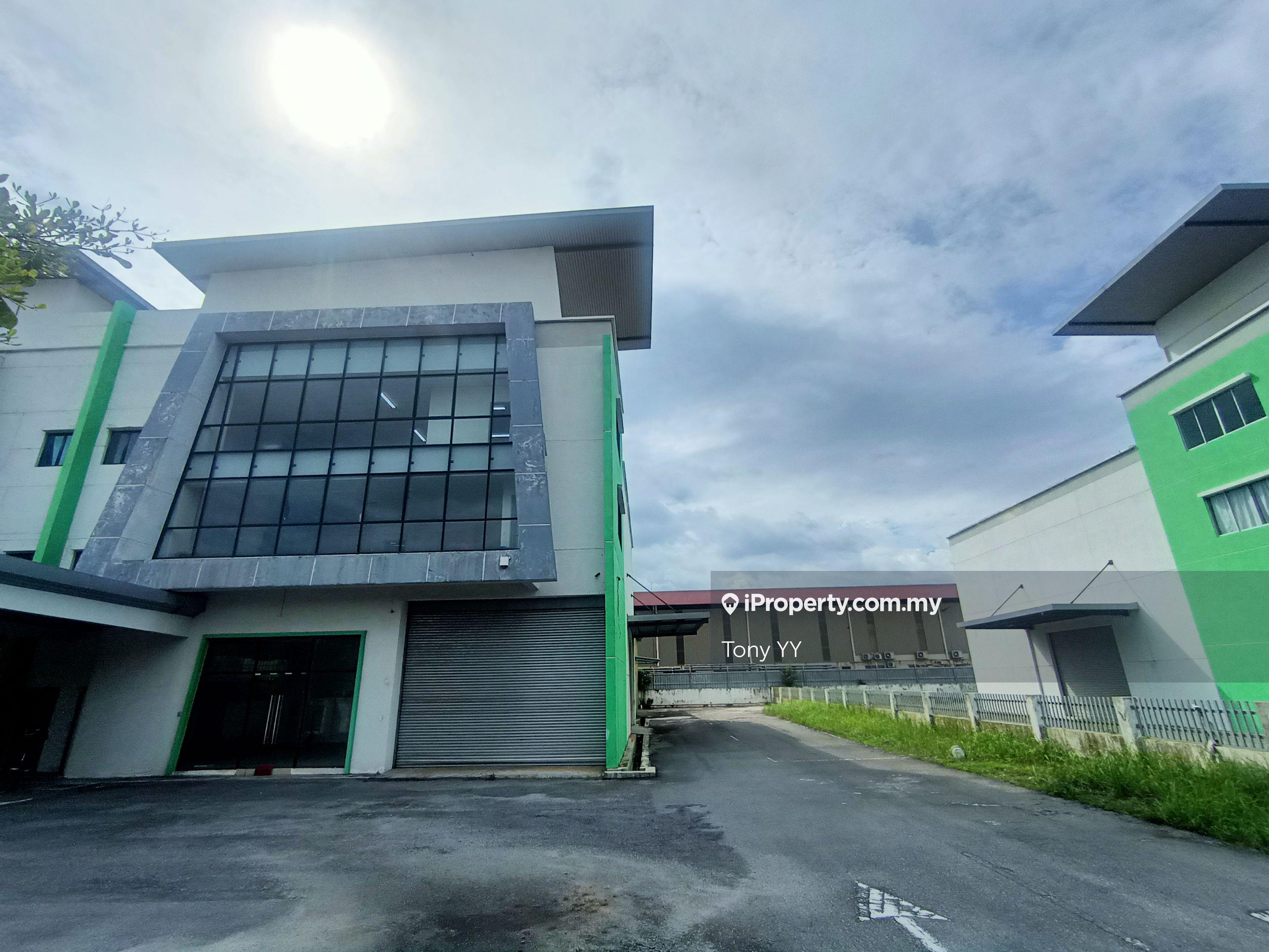 Super Cheap Freehold Big Semi D Factory @ Beranang Semenyih Sis
