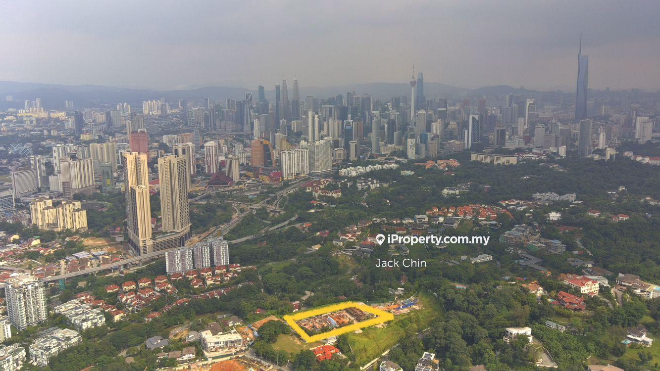 Great view of City Flat land not steep hilly  