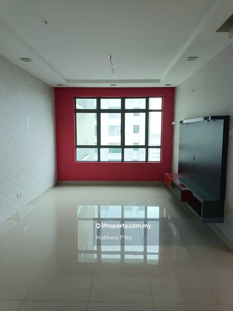 All Season Park - Fully Renovated - 887' - 1 Car Park - Farlim