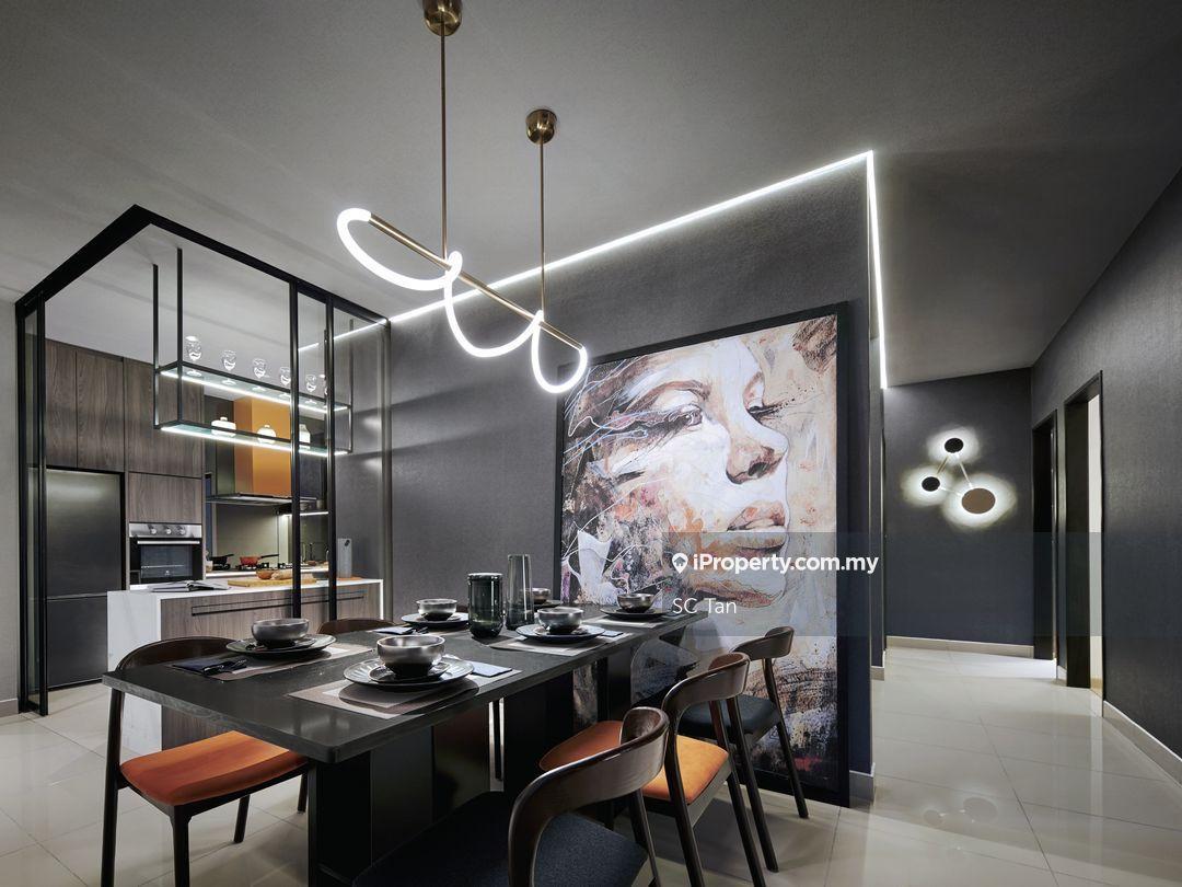 Kota Kemuning Freehold Condo Partially Furnished