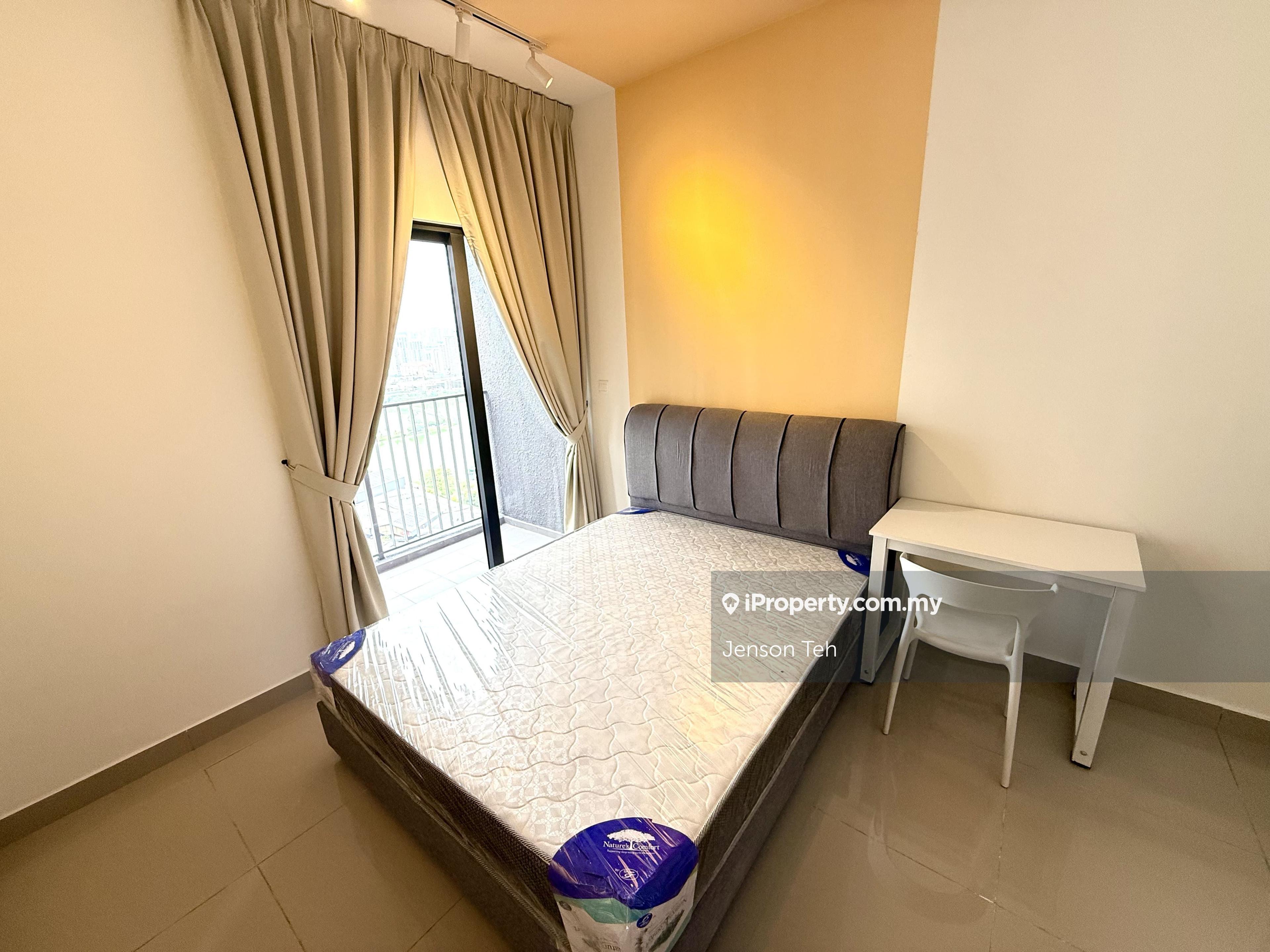1 Month Deposit ! Fully Furnished Balcony Room, 1st Sept Move In!