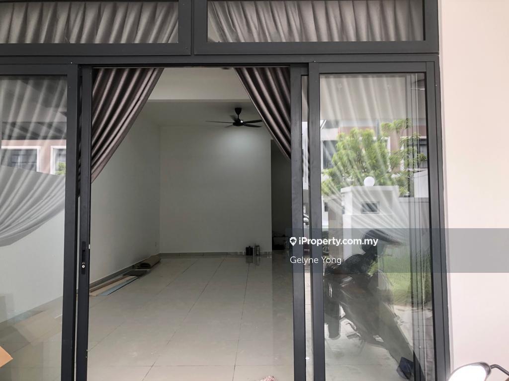 2 Storey Terrace for rent 