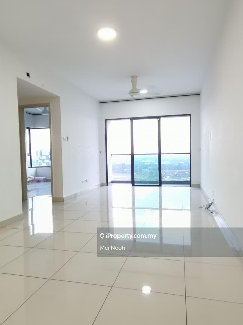 Strategic Location Partial Furnished Good Condition High Floor 2room
