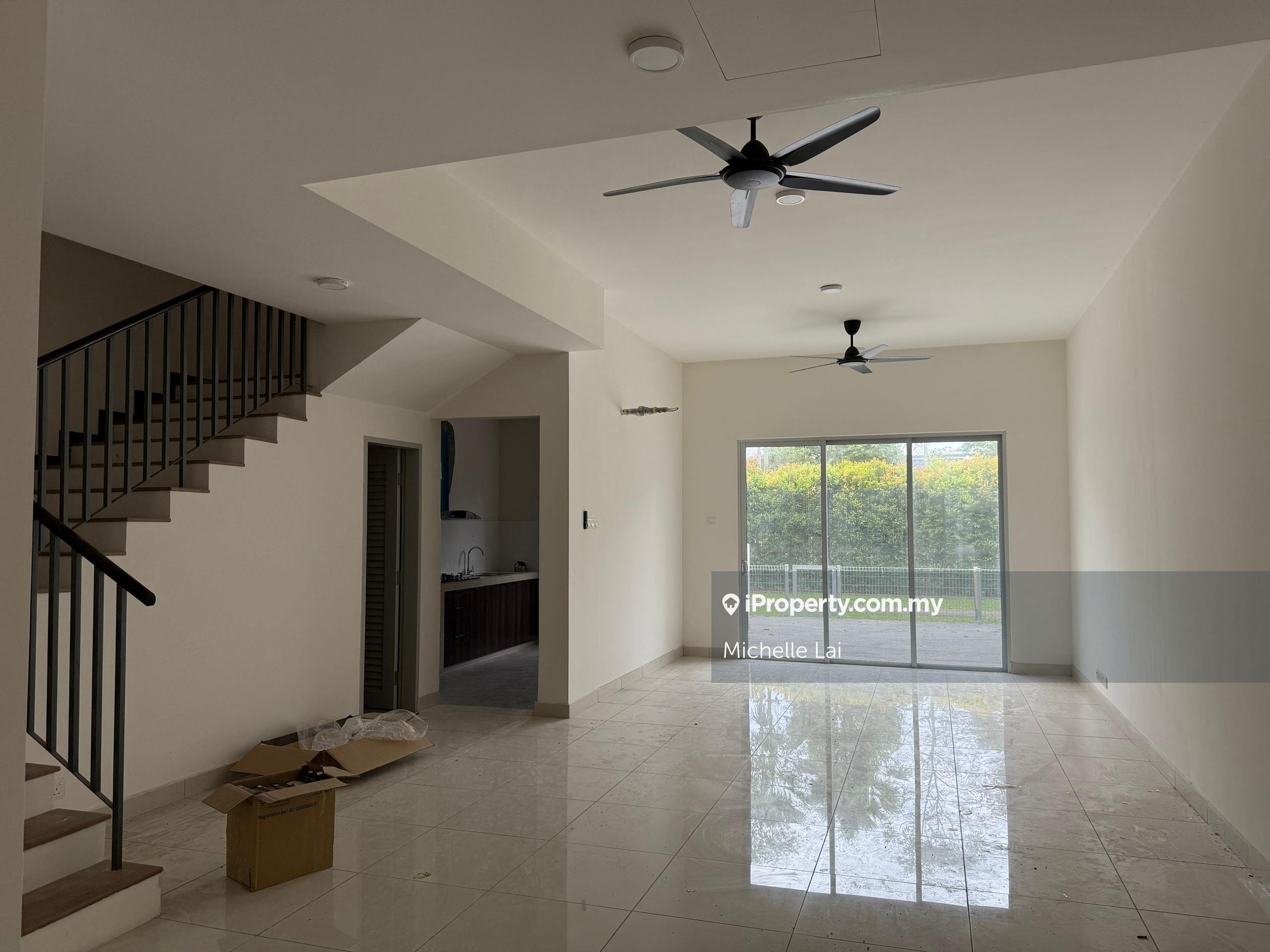Bayan Tropicana Aman for rent