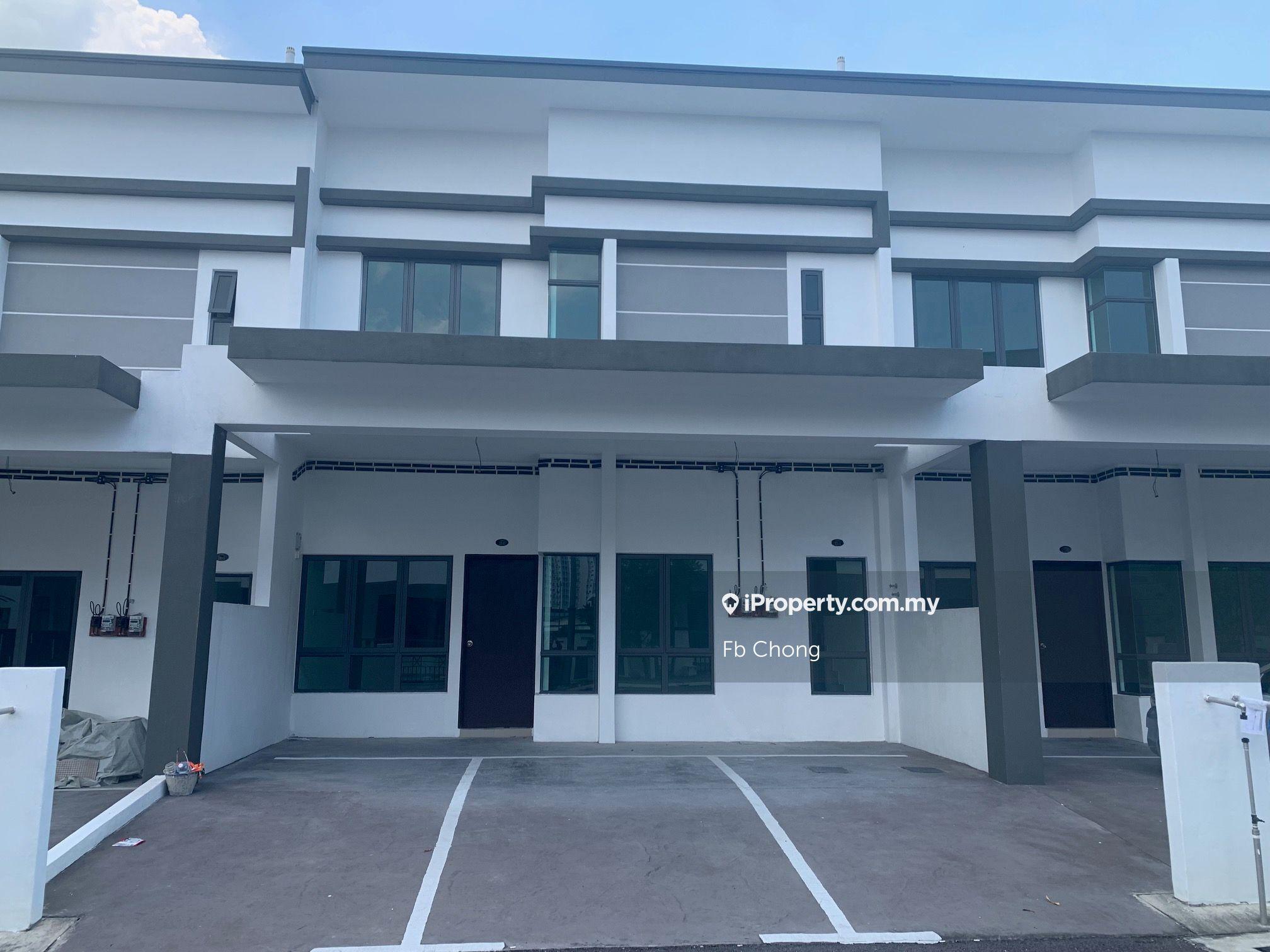 0 Downpayment, 5 Room, Spacious Design, 3 Car Park