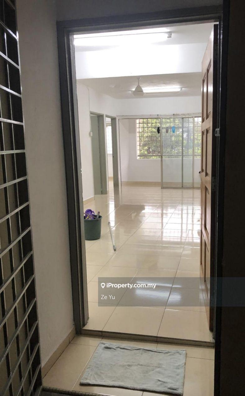 Taman Megah Cheras Apartment, Low Floor Unit For Rent