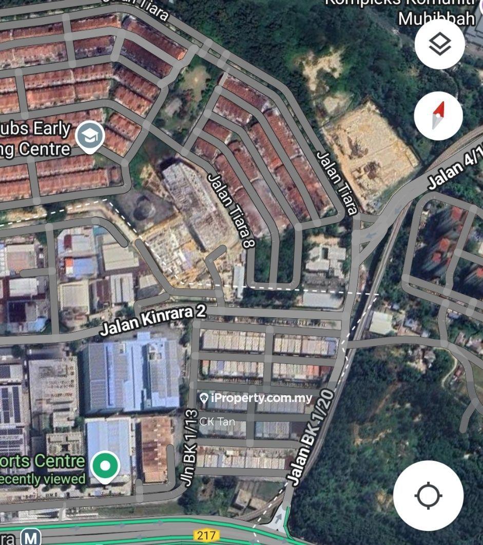 2 storey link factory facing main road