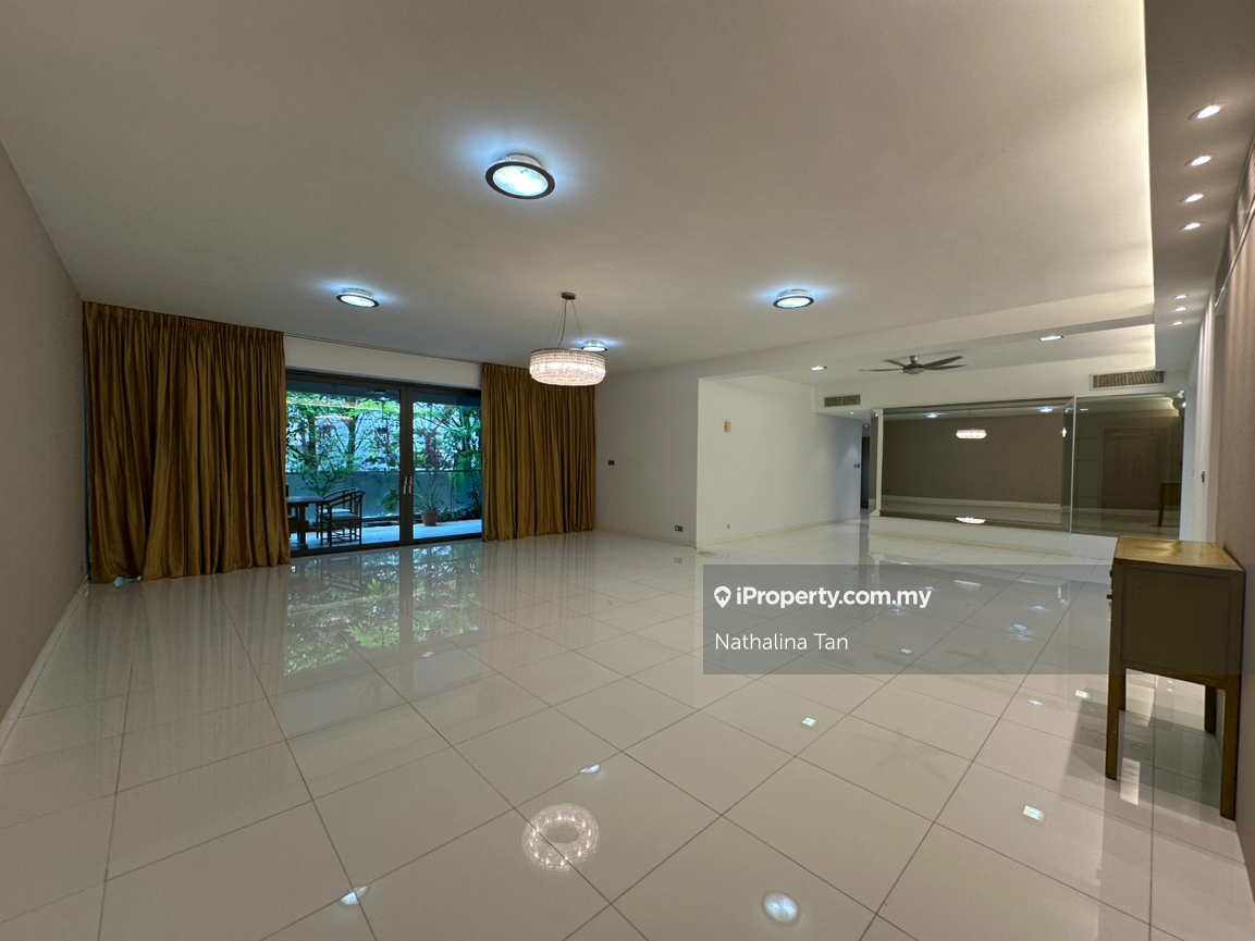 U-thant residence.Embassy enclave. 500m to iskl and rsgc. 1km to KLCC 