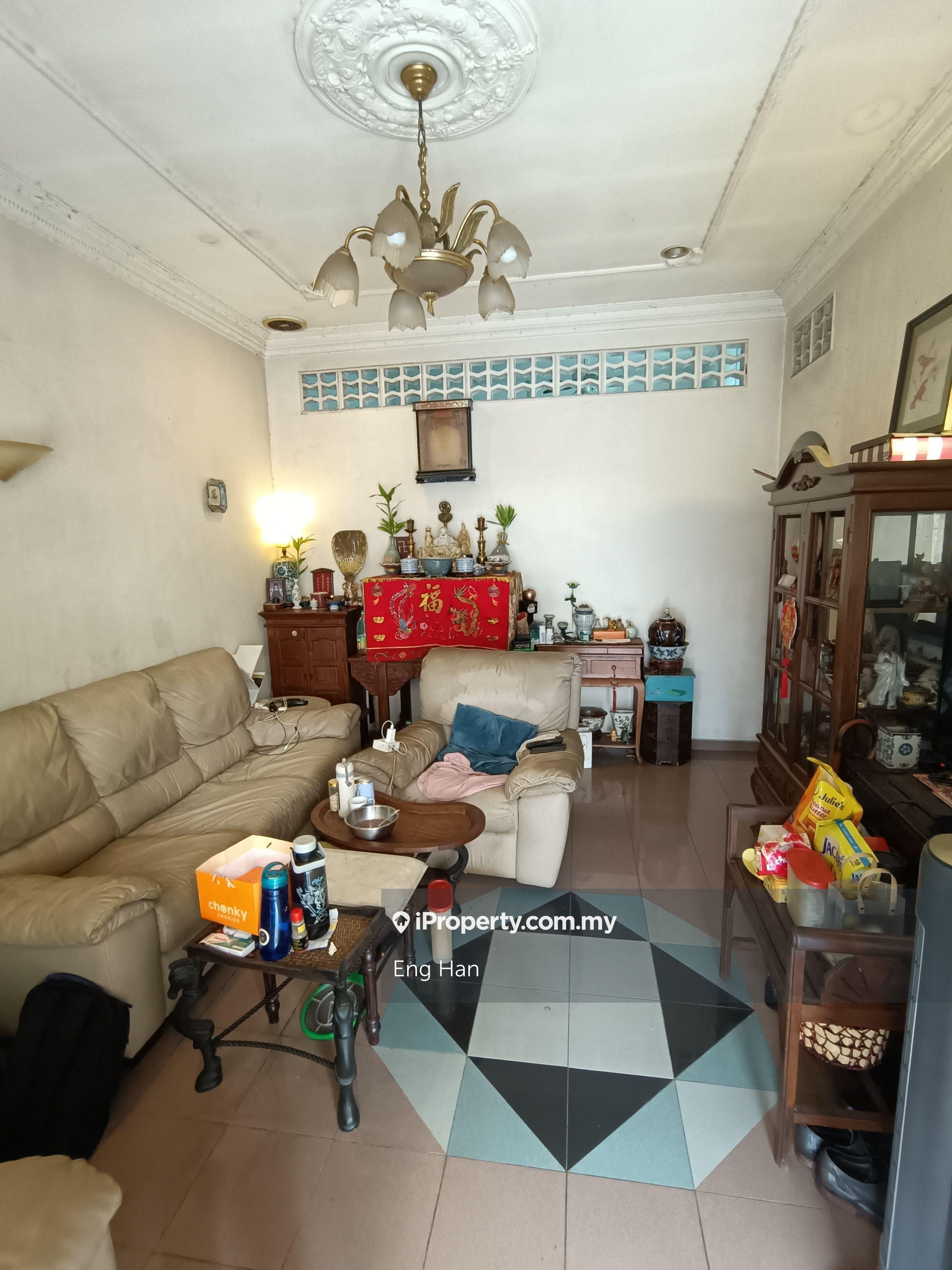 Happy Garden Flat Land Single Storey Terrace House for Sale