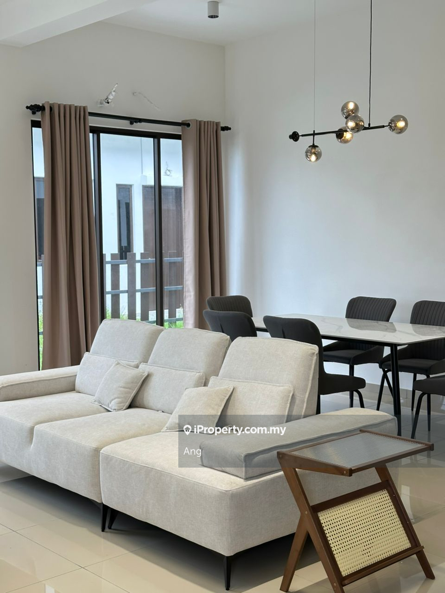 Green Pines Bandar Bestari Klang 2 Storey Semi D Cluster House For Ren
