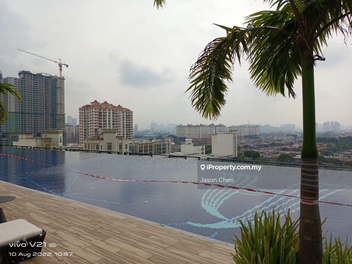 Aera residence for sale