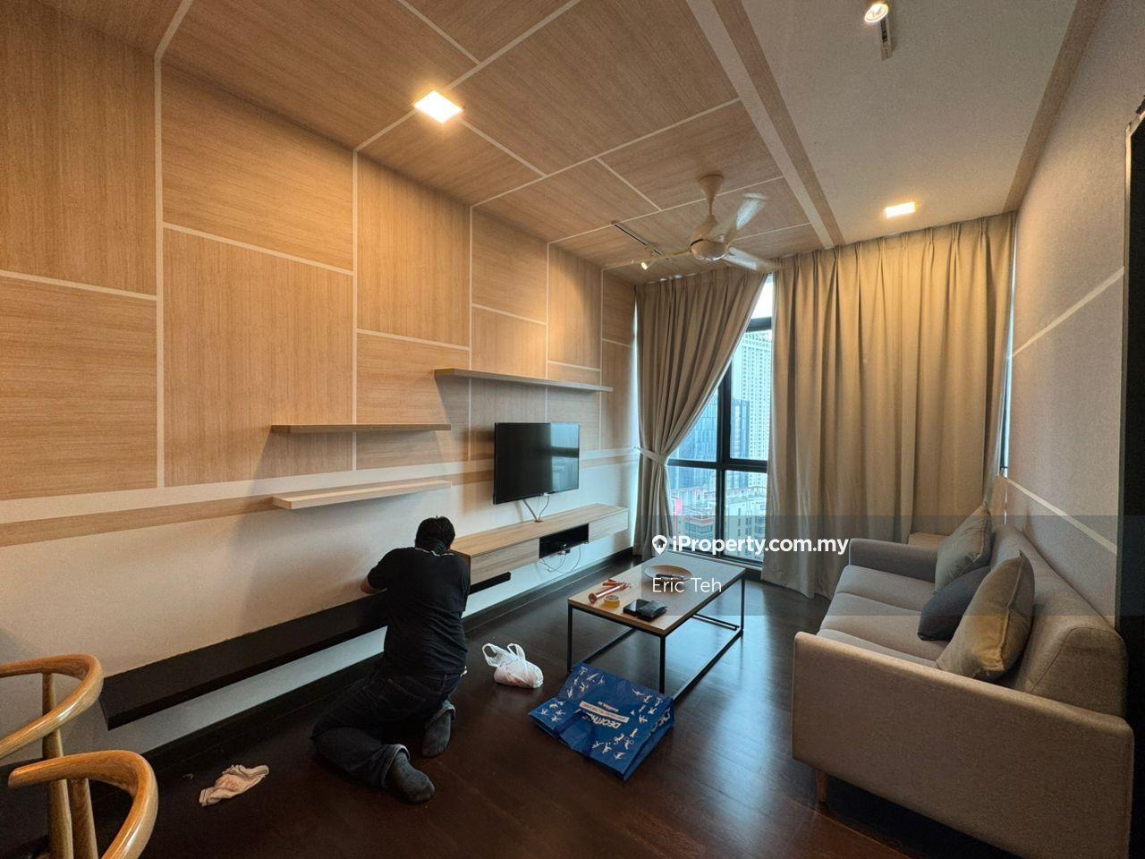 V Residence Suites Corner Fully Renovated Designer Unit for Sale
