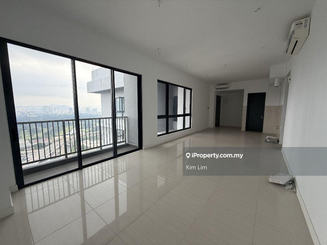 High floor, brand new unit, semi furnished