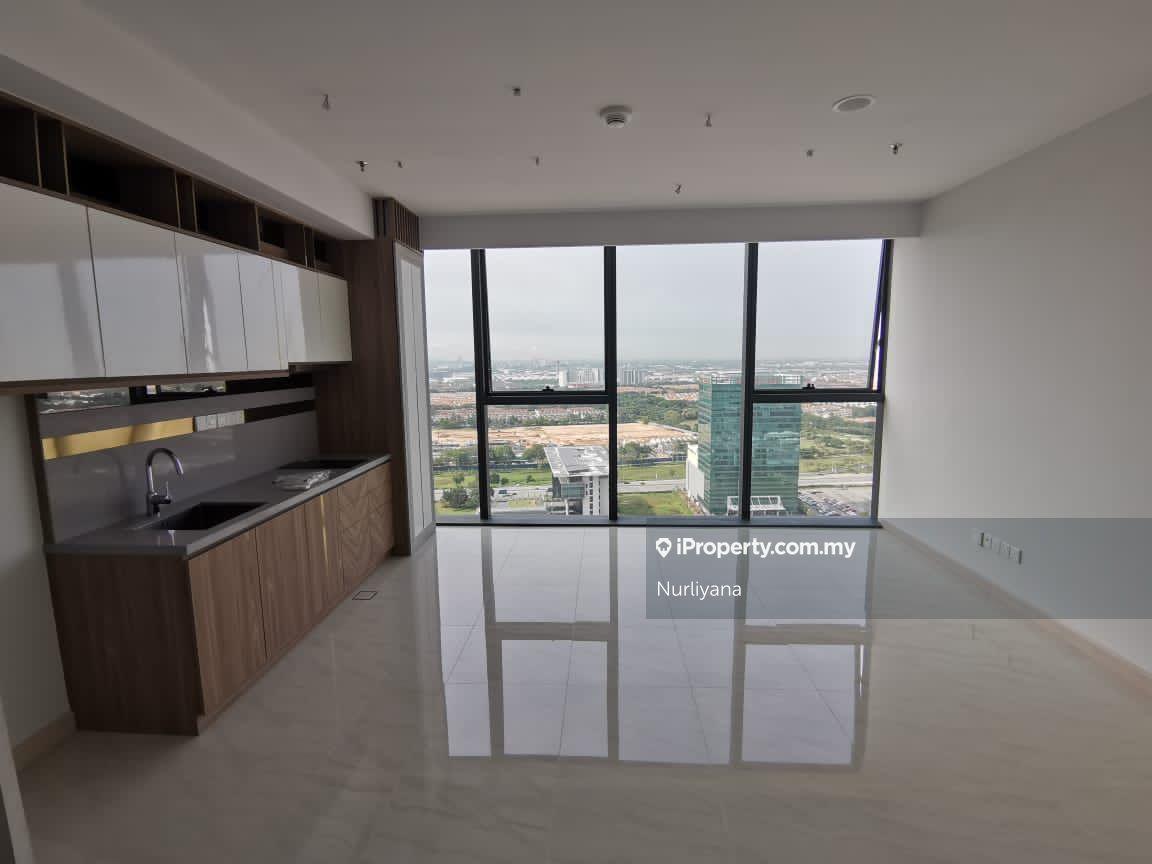 Service Residence For Rent at Setia Alam near to Setia City Mall