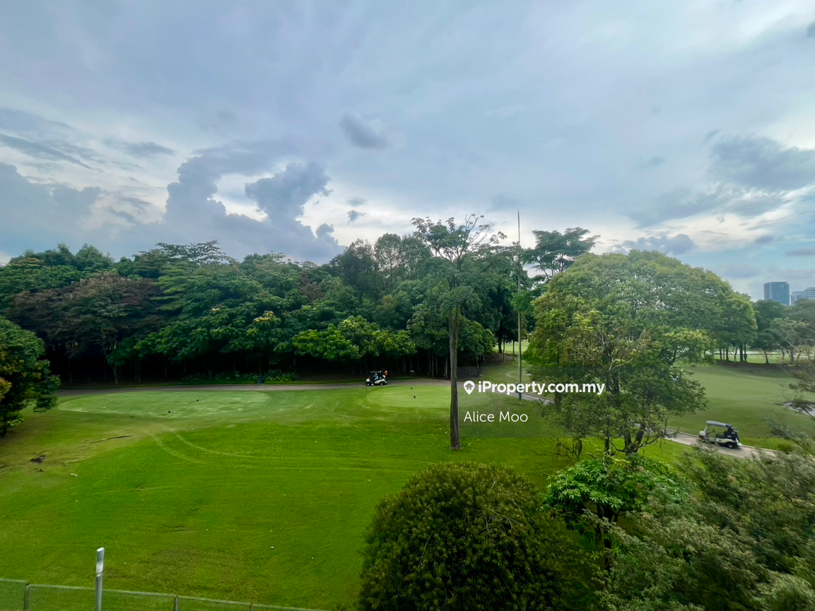 Golf course view move in condition Home