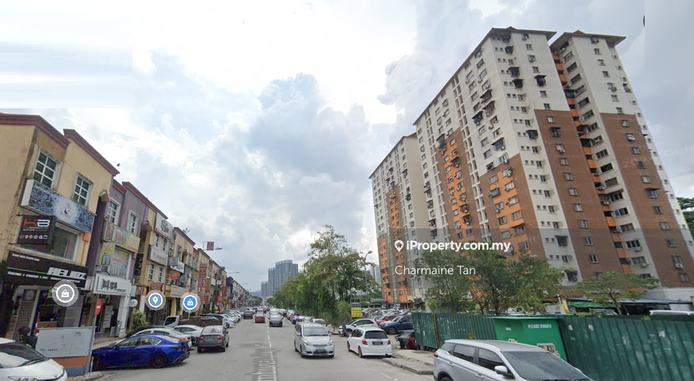 Laman Rimbunan Seroja Apt walk to MRT Kepong Baru shops reno good buy