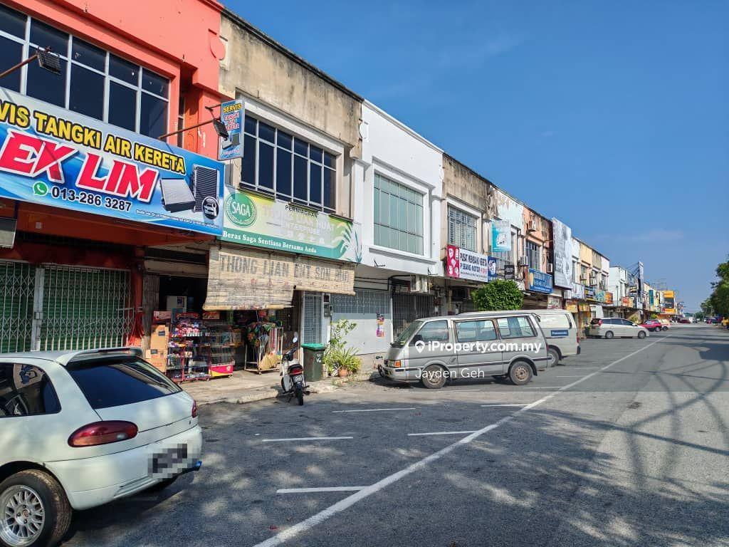 Facing Main Road, 2 Storey Shoplot, For Sale 
