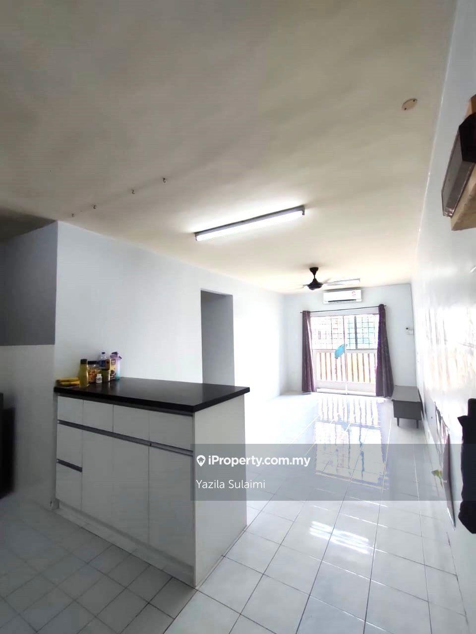 Partially Furnished Laksamana Puri Condominium, Batu Caves Selangor