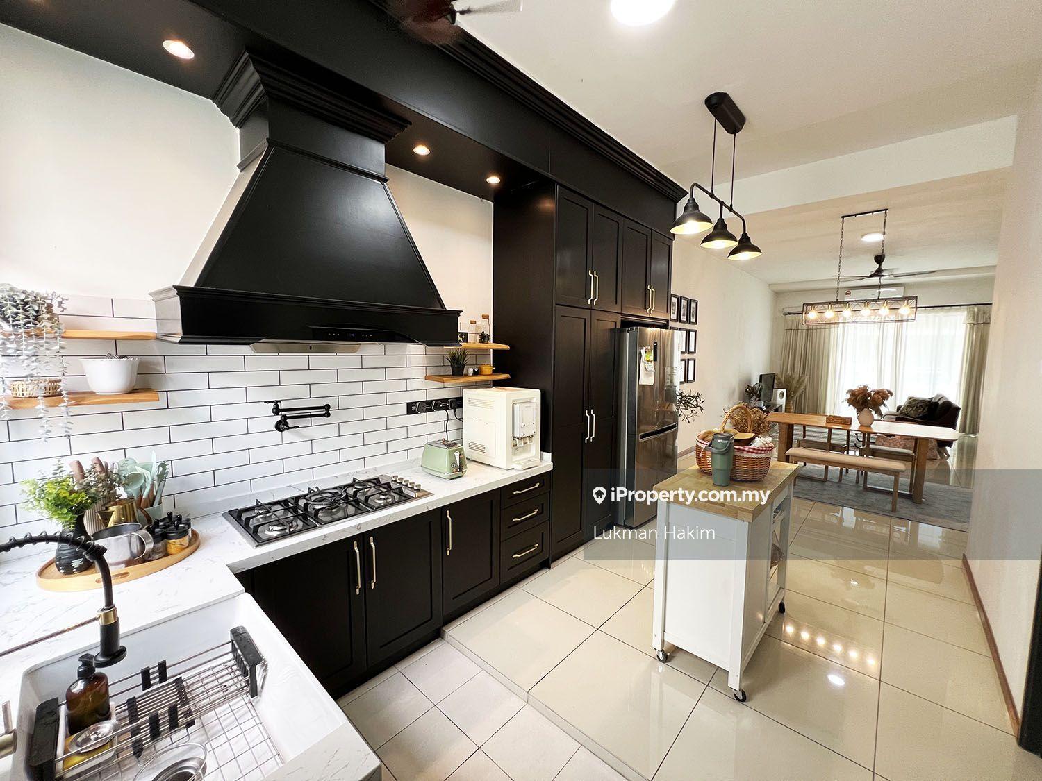 Renovated 2 Storey Terrace Tresna Teruntum Saujana Perdana