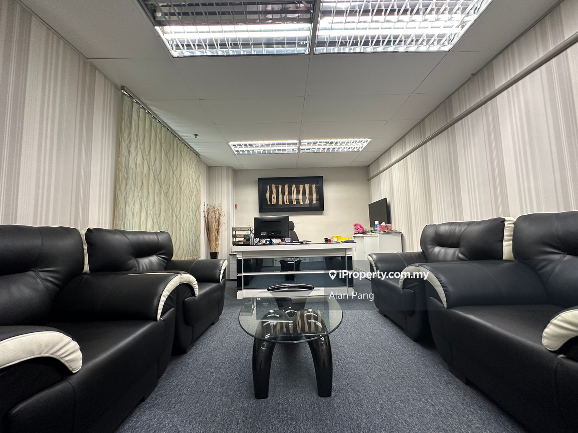 Megan Avenue 1 office fully renovated