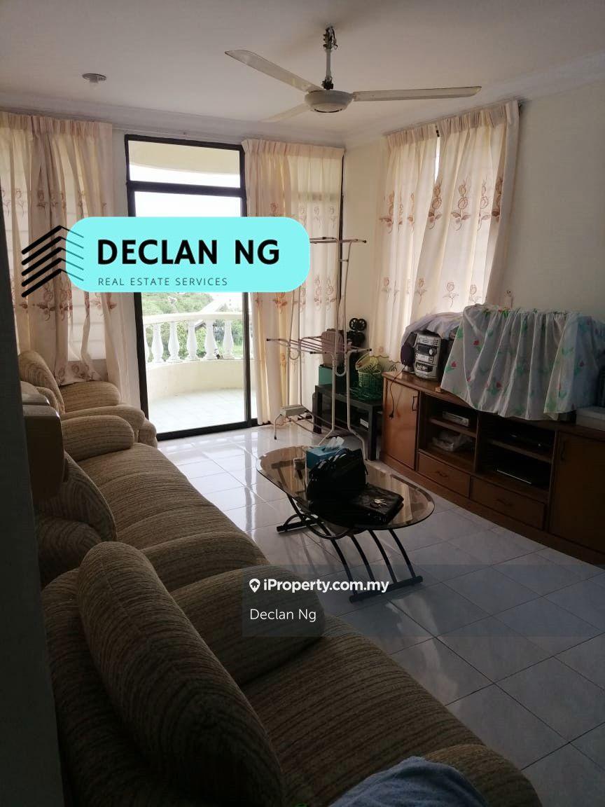 Fully Furnished, Tastefully renovated, Move in condition