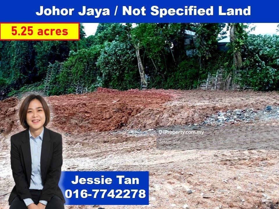 Johor jaya not specified in the land title for sale