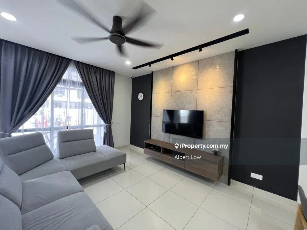 Partially furnish / Fully furnish / Clean / Good Condition