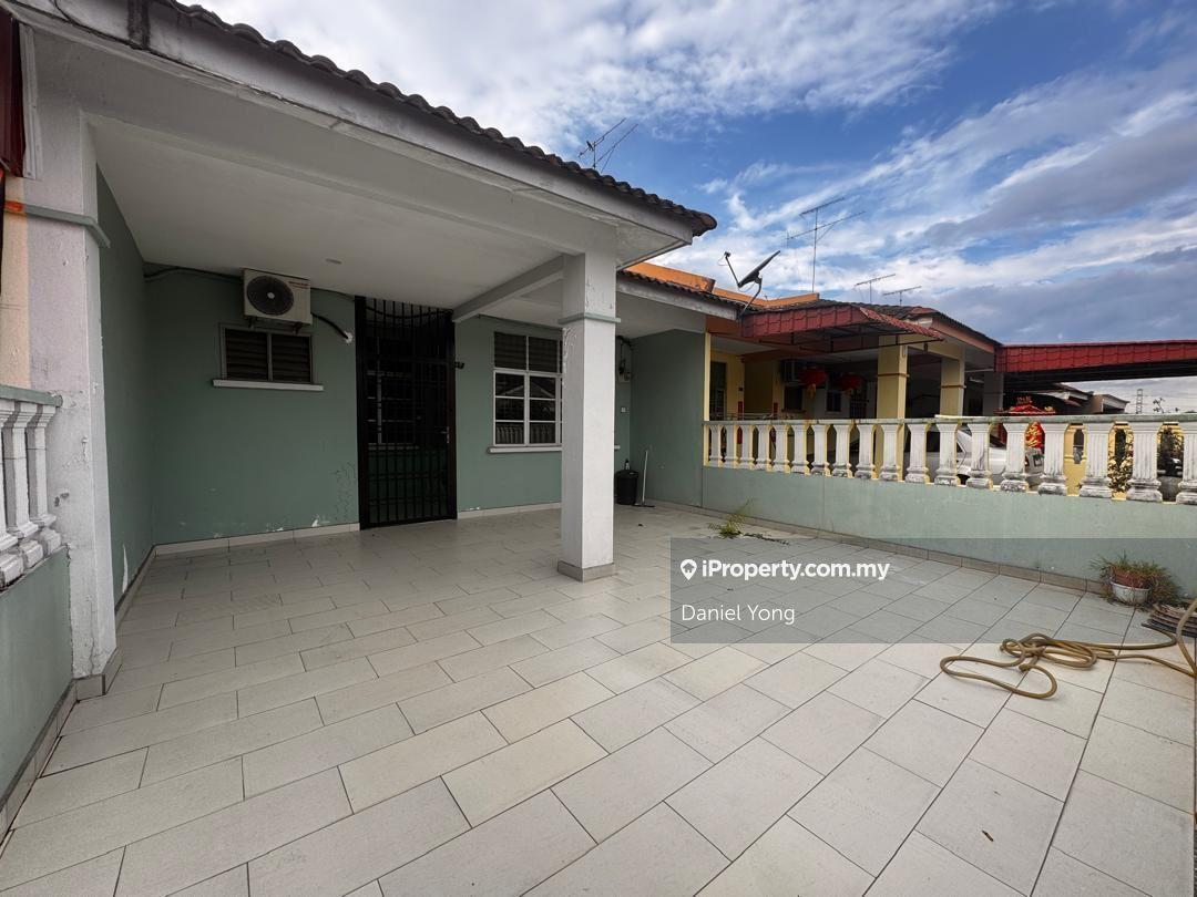 Kulai Taman Putri 1 Storey Terrace House