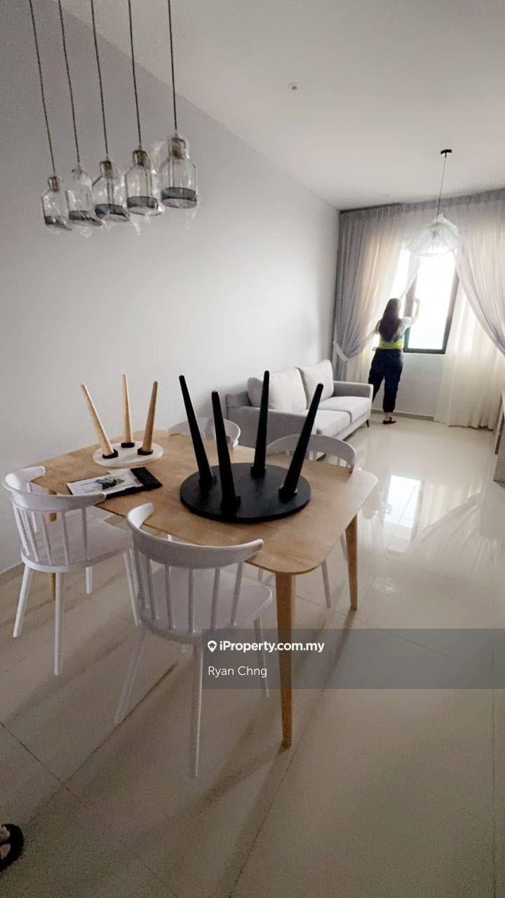 Iconic Regency Airbnb For Rent / Fully Furnished /Seaview Unit/ Airbnb