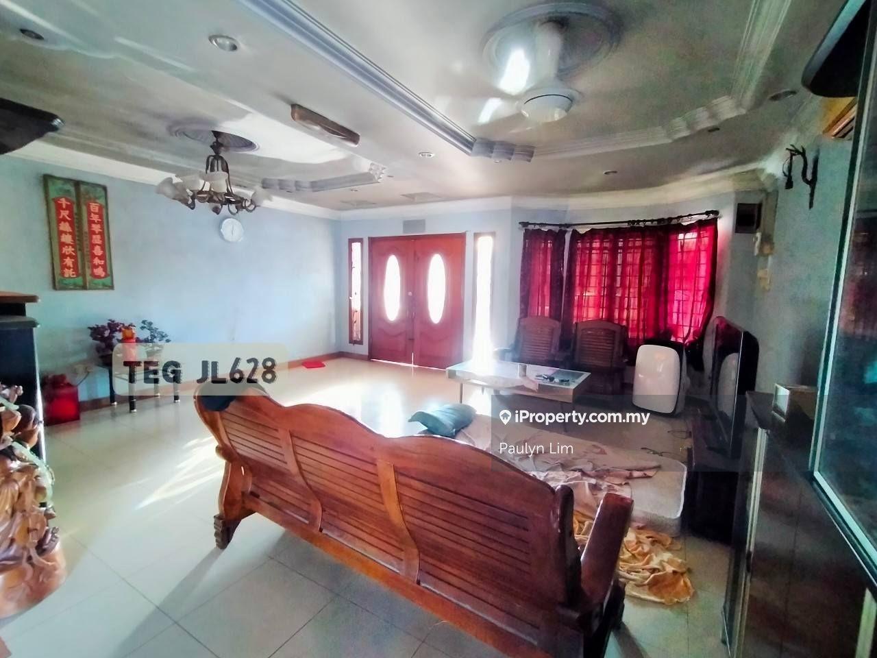 Good Condition Extral Side Land 2 Sty Corner House @ Batu Belah Klang