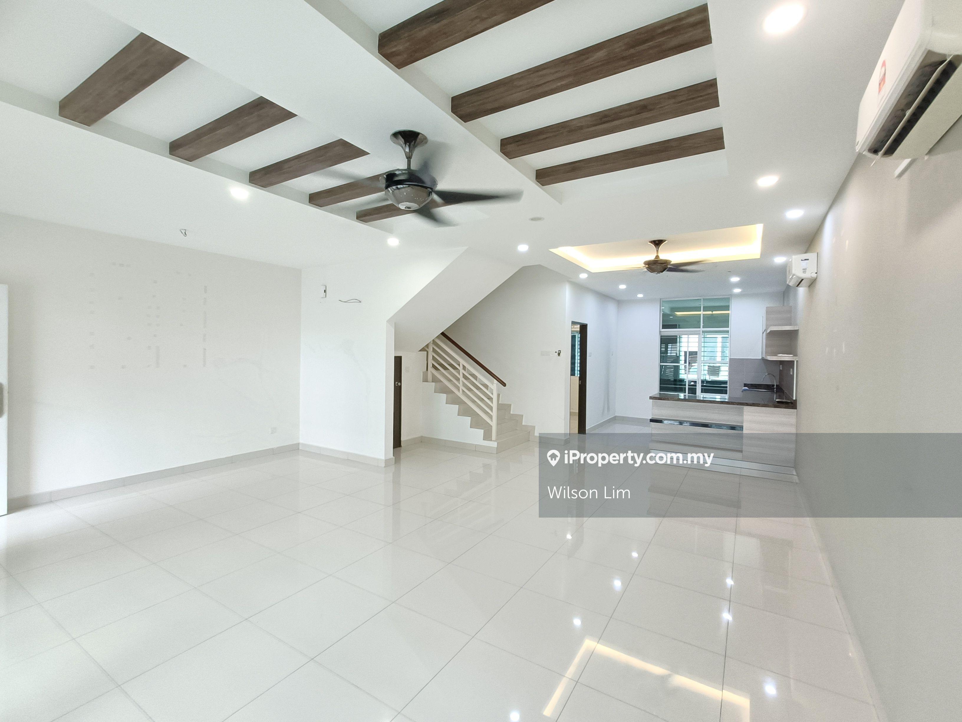 Like New Well Main 2.5 Story House at Cassava, Bandar Puteri Klang