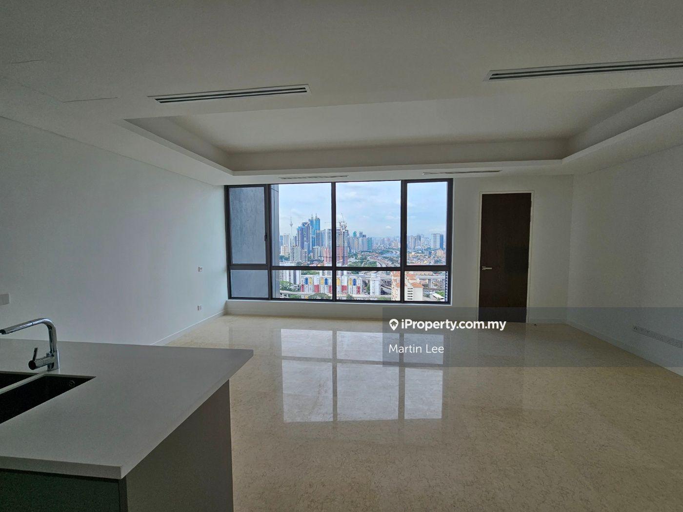D'Rapport 2 bedrooms unit with high floor and facing KLCC