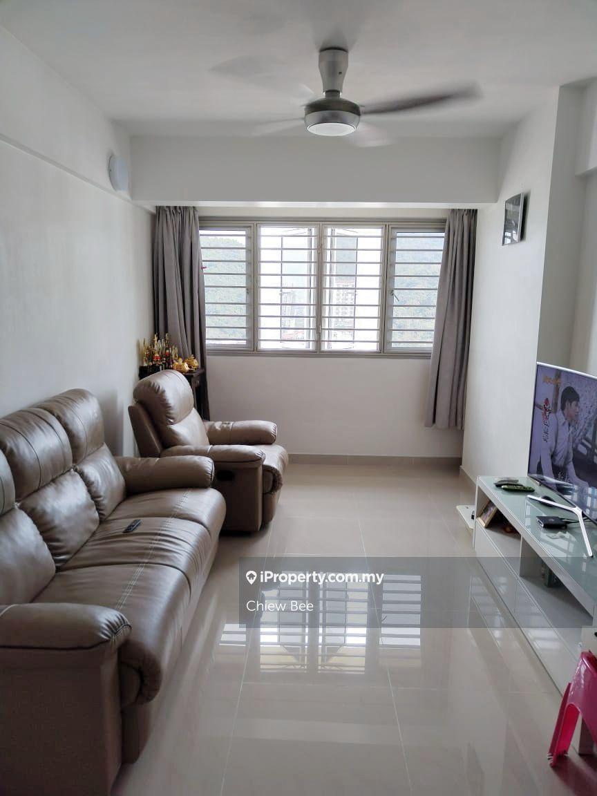 High Floor Fully Furnished Well-Maintained 650sf unit