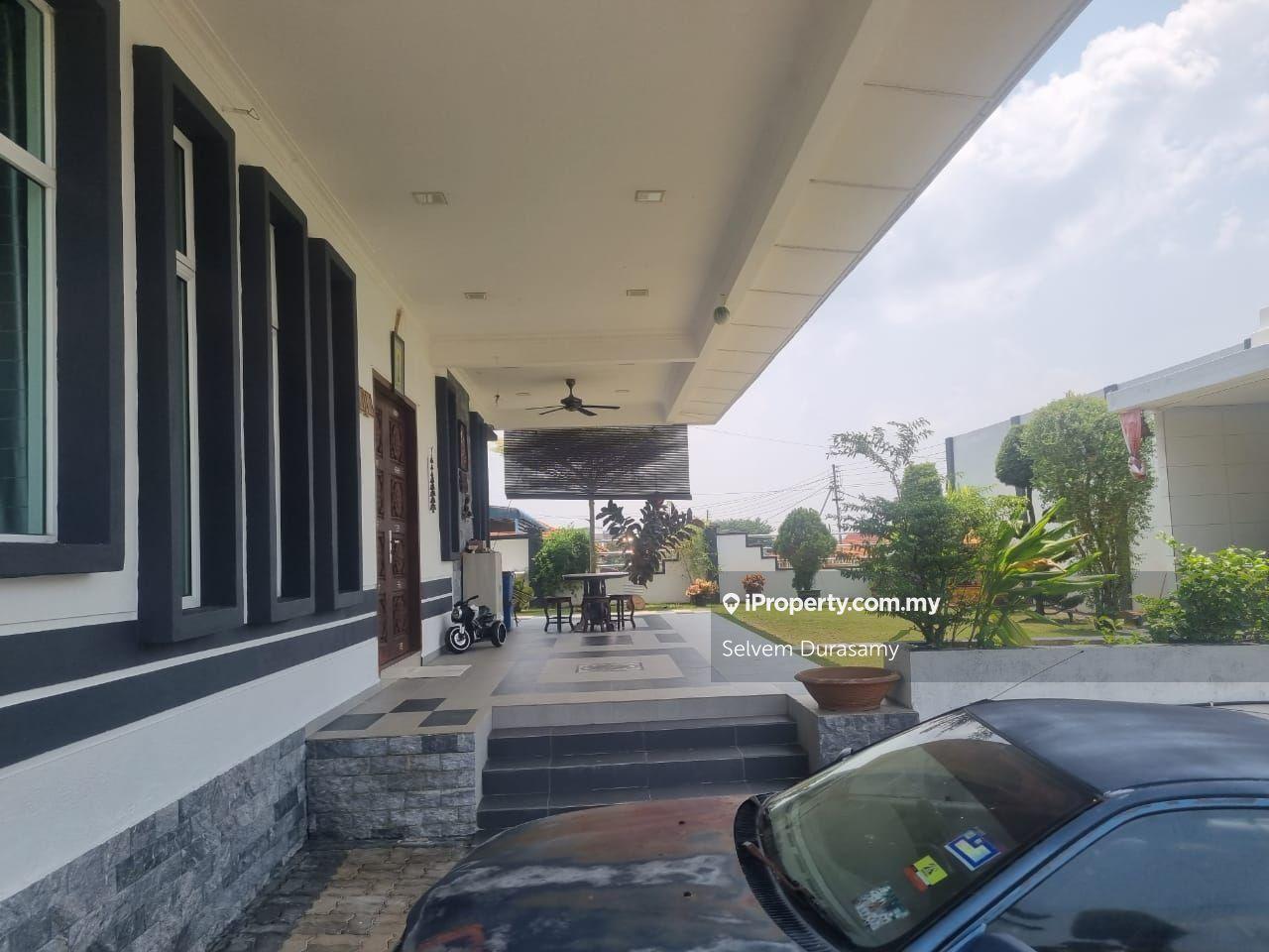 Beautifully Renovated Single Storey Bungalow House Rasah Seremban G&G