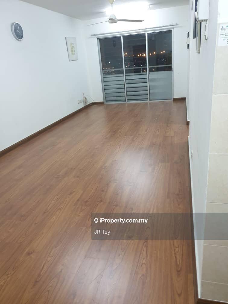 Renovated 3 Rooms 2 Carpark Freehold Alam Prima Seksyen 22 Shah Alam