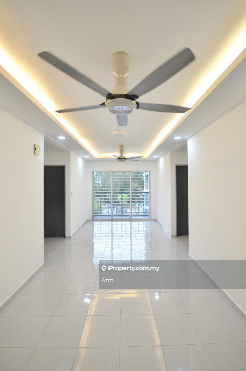 Residensi Laguna Biru 2, Tasik Biru Kundang @ Sungai Buloh