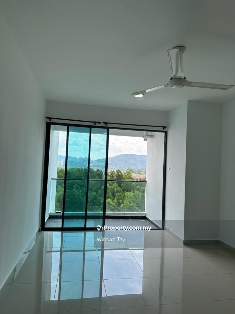 Freehold, 3 bedroom, in door 2 carpark