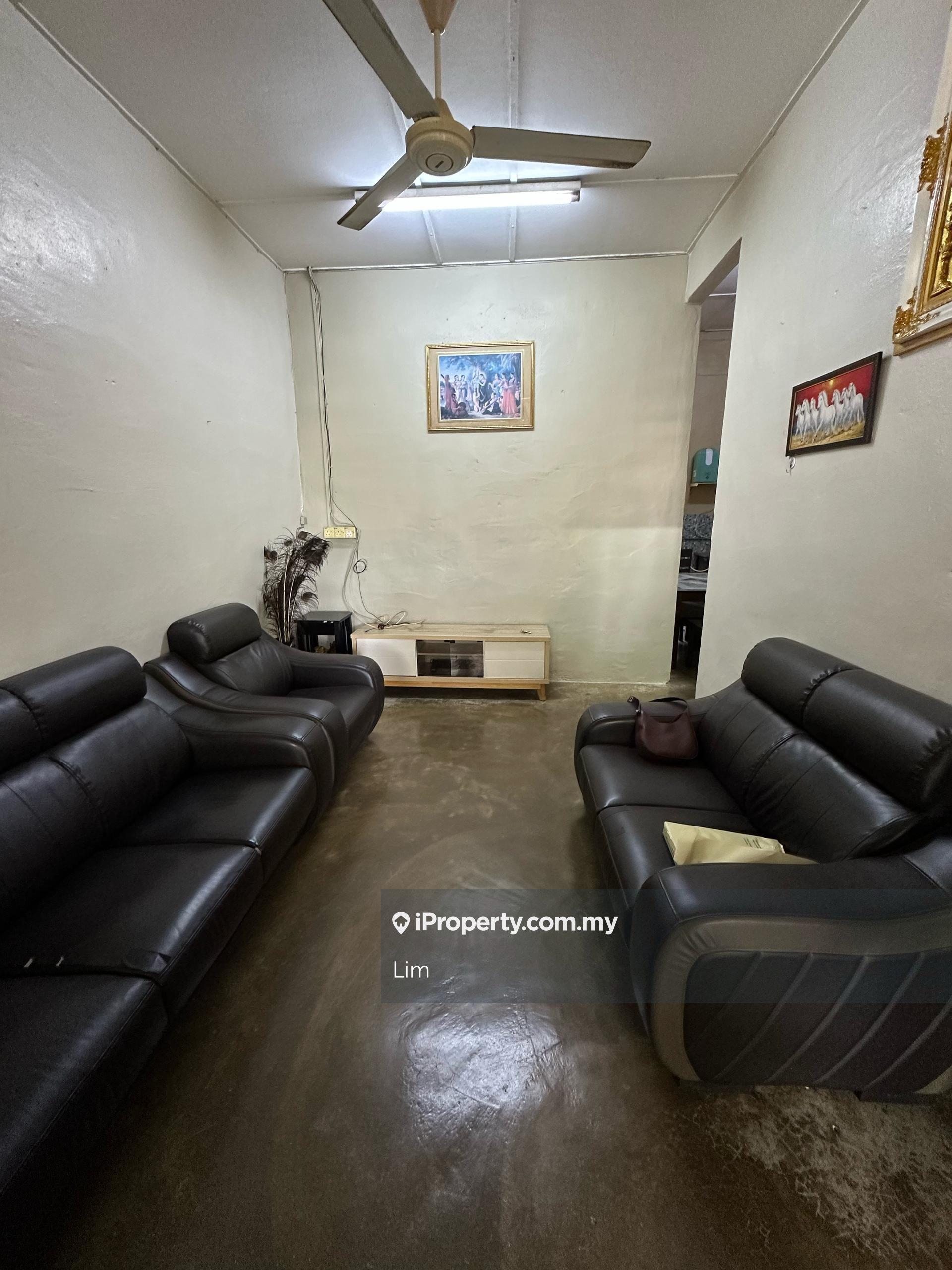 Rumah Teres Setingkat untuk Dijual di Kulim