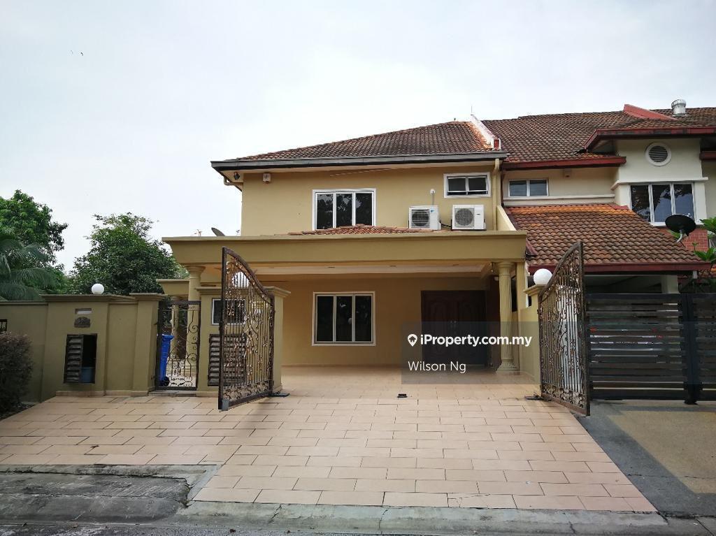 Fully Furnished Renovated 2 Storey Corner 44x75 Doritis Kota Kemuning