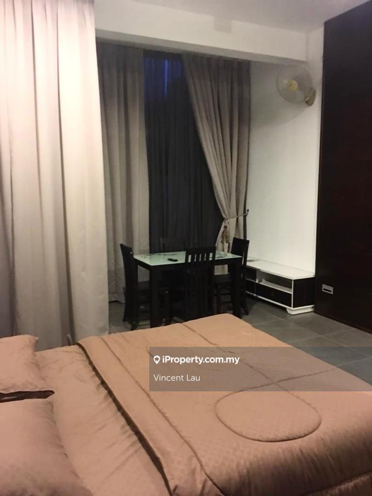 Well Maintain Renovated Fully Furnished Mid Flr Nice View Ready Return