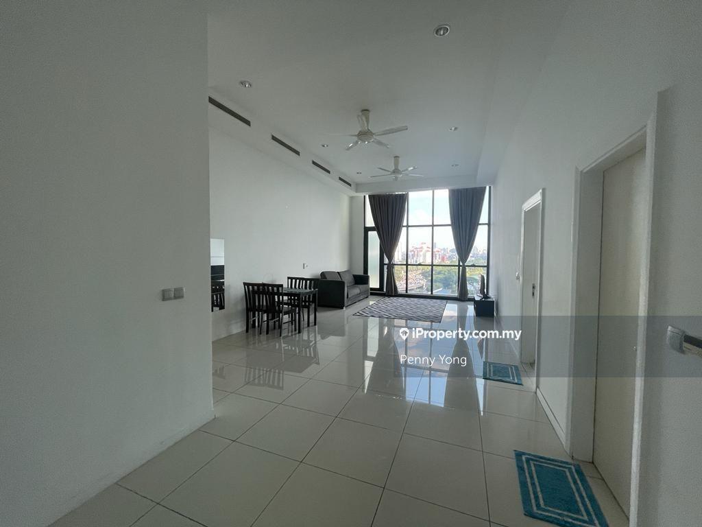 Good location , huge space with Lake view 