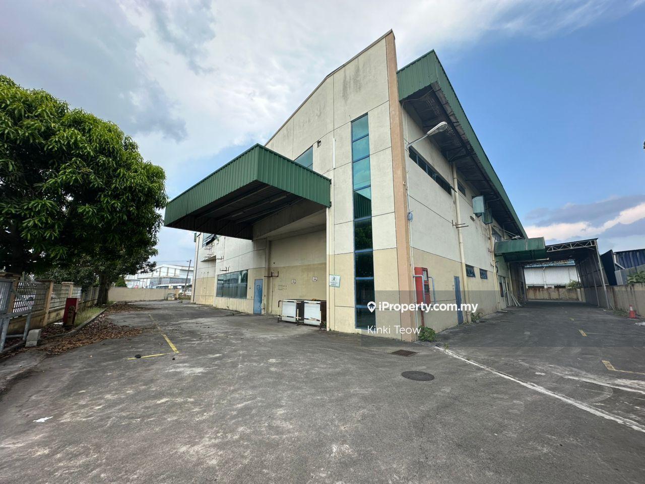 Tebrau Detached Factory with Mezzanine Floor