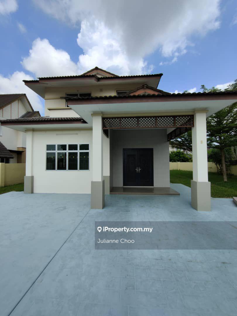 Taman Deduan Bandar Cassia, Batu Kawan  Bungalow For Sale