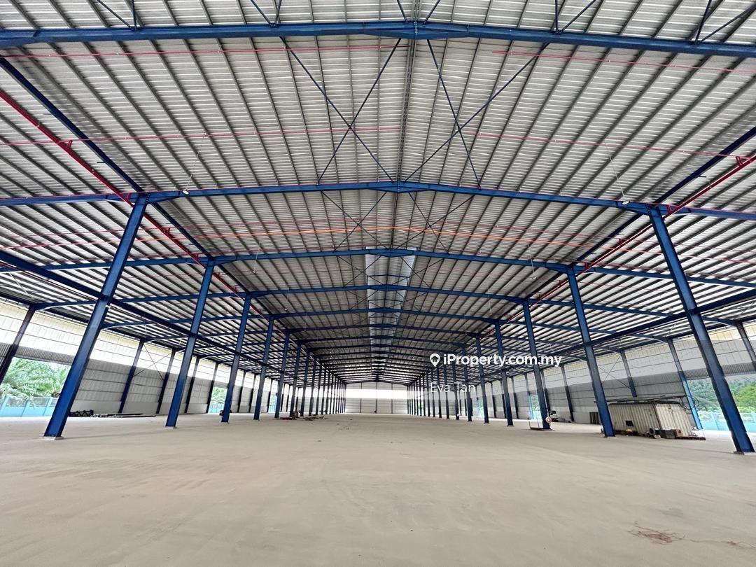 Brand New Detached Factory at Jenjarom for rent